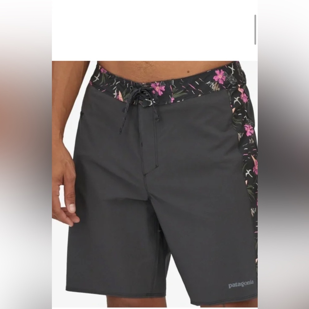 Patagonia Men’s Hydropeak Scallop Board Shorts size 40